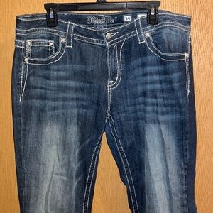 Miss Me jeans Straight Leg in like new condition